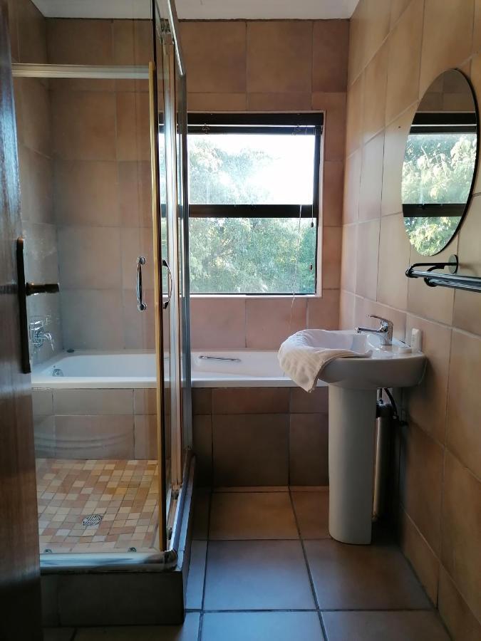 De Akker Guest House Bloemfontein Kültér fotó
